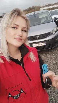 Carrier Small van Peugeot  Partner  in JUPILLE-SUR-MEUSE Belgium